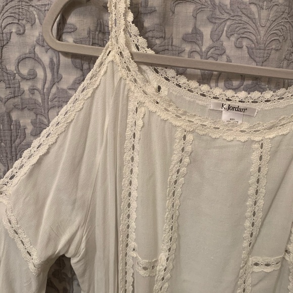 Top - Picture 2 of 2